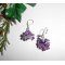 Original blomma och violett örhängen med kristallpärlor
