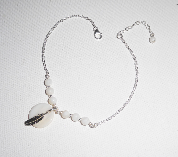 Original armband/ankelkedja med pärlemorfjäder och pärlor på 925 silver