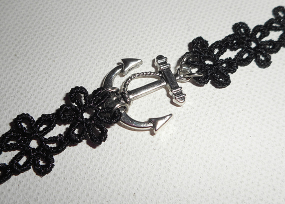 Original armband med ankare och svart spets