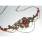 Tiara i brons med röda bohemiska kristallpärlor och blommig design