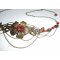 Tiara i brons med röda bohemiska kristallpärlor och blommig design