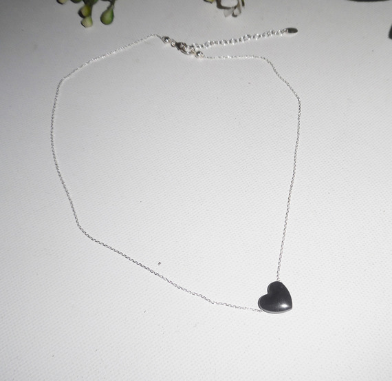 Hematit hjärta hänge på 925 silver kedja