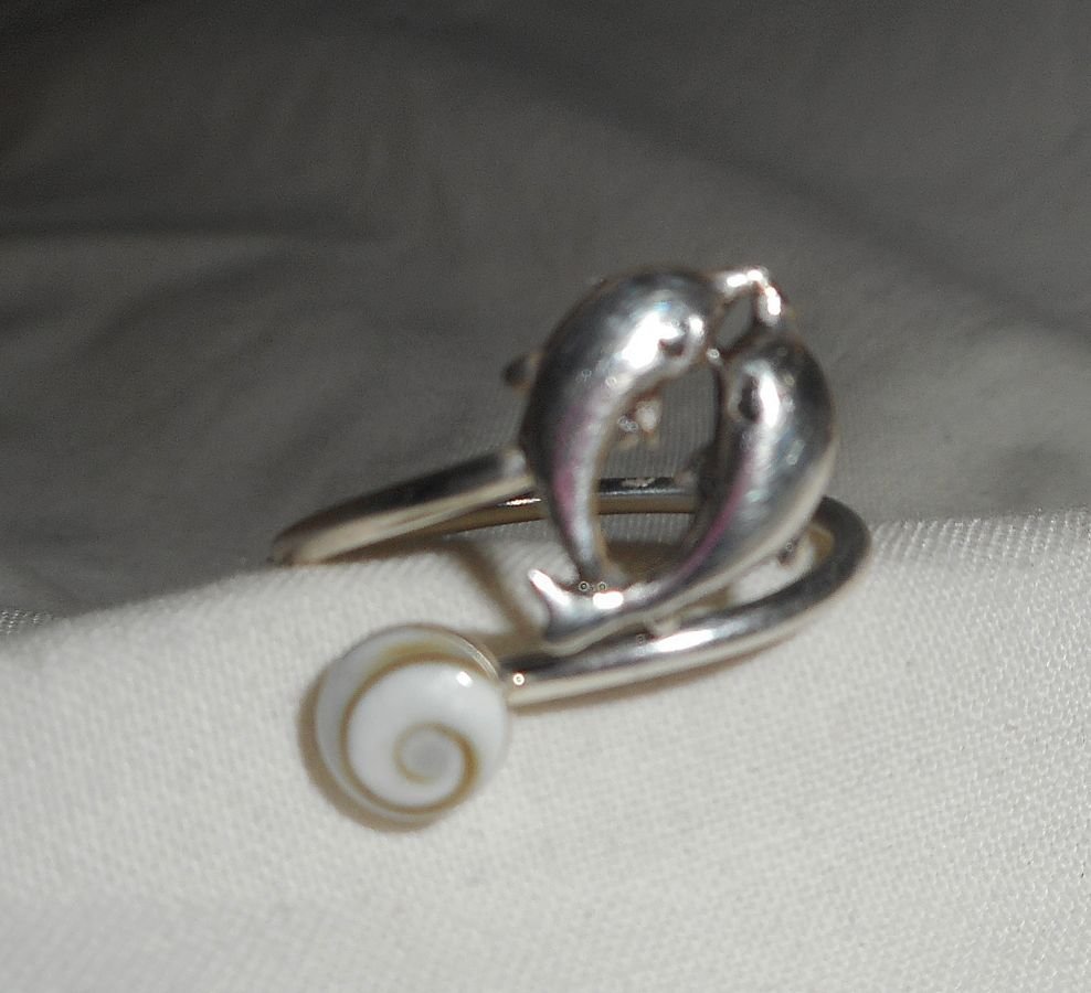Delfinring i 925 sterling silver med St. Lucia-öga