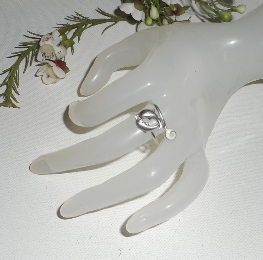 Delfinring i 925 sterling silver med St. Lucia-öga