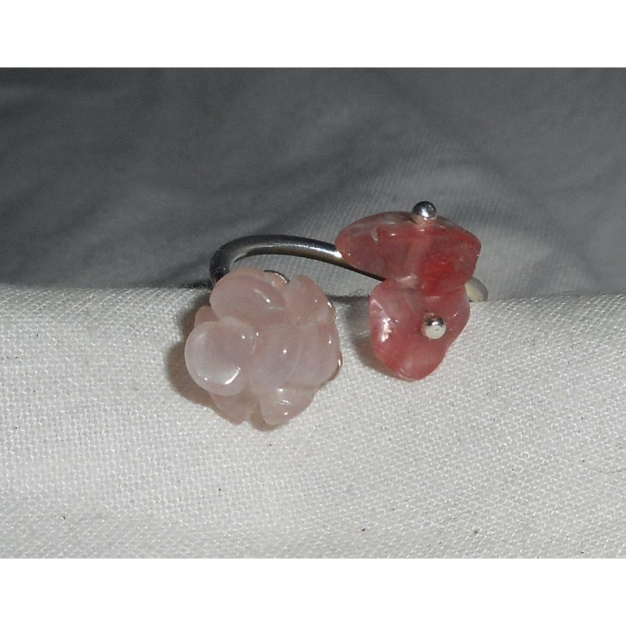 Blomma och stenring - rosa kvarts och silver 925