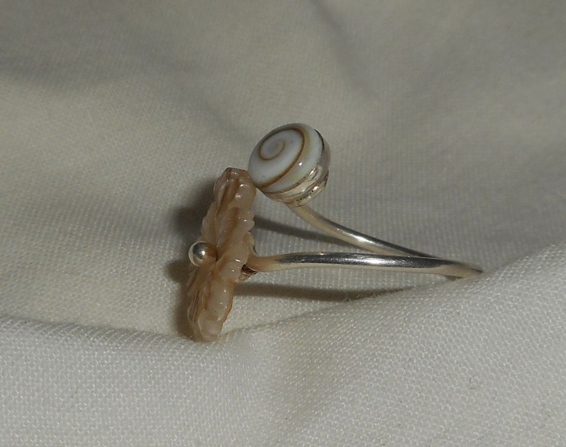 Original 925 Sterling Silver Ring med pärlemor Daisy och St. Lucia Eye