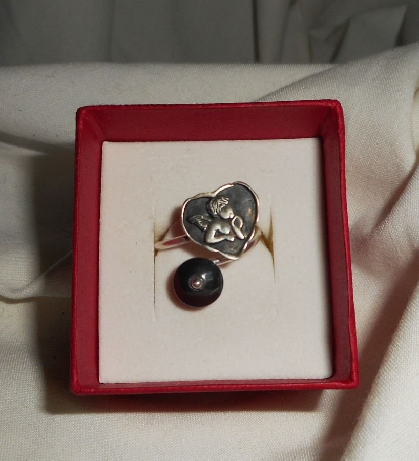 Original 925 silver ring med ängel i hjärta och hematit sten