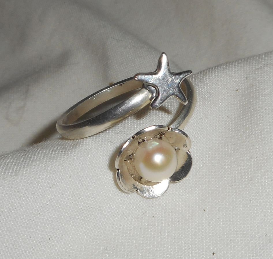Original 925 silverring med odlad pärla och sjöstjärna