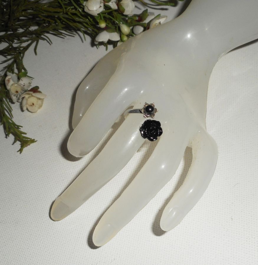 Original 925 silverring med svarta rosor och grå hematit runda stenar 