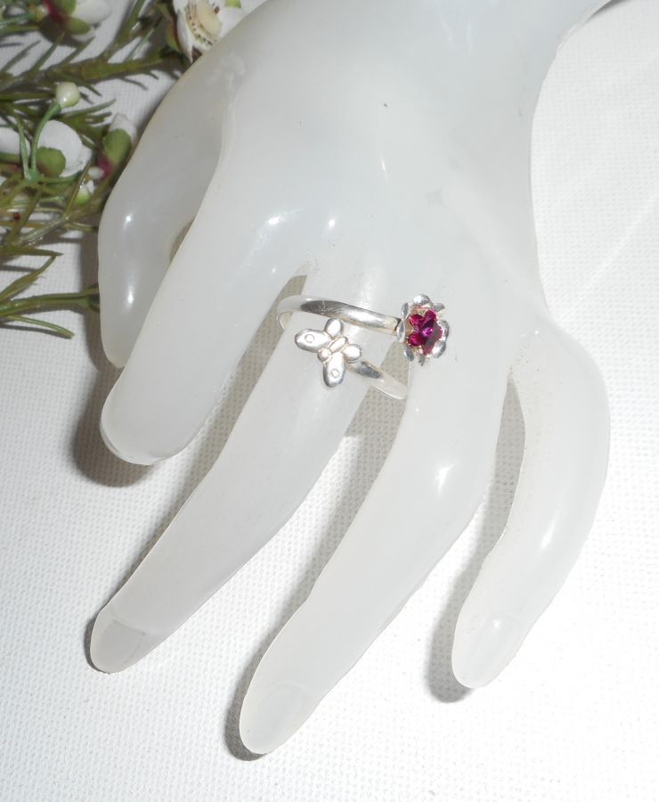 Original 925 silverring med kristallblomma och fjäril