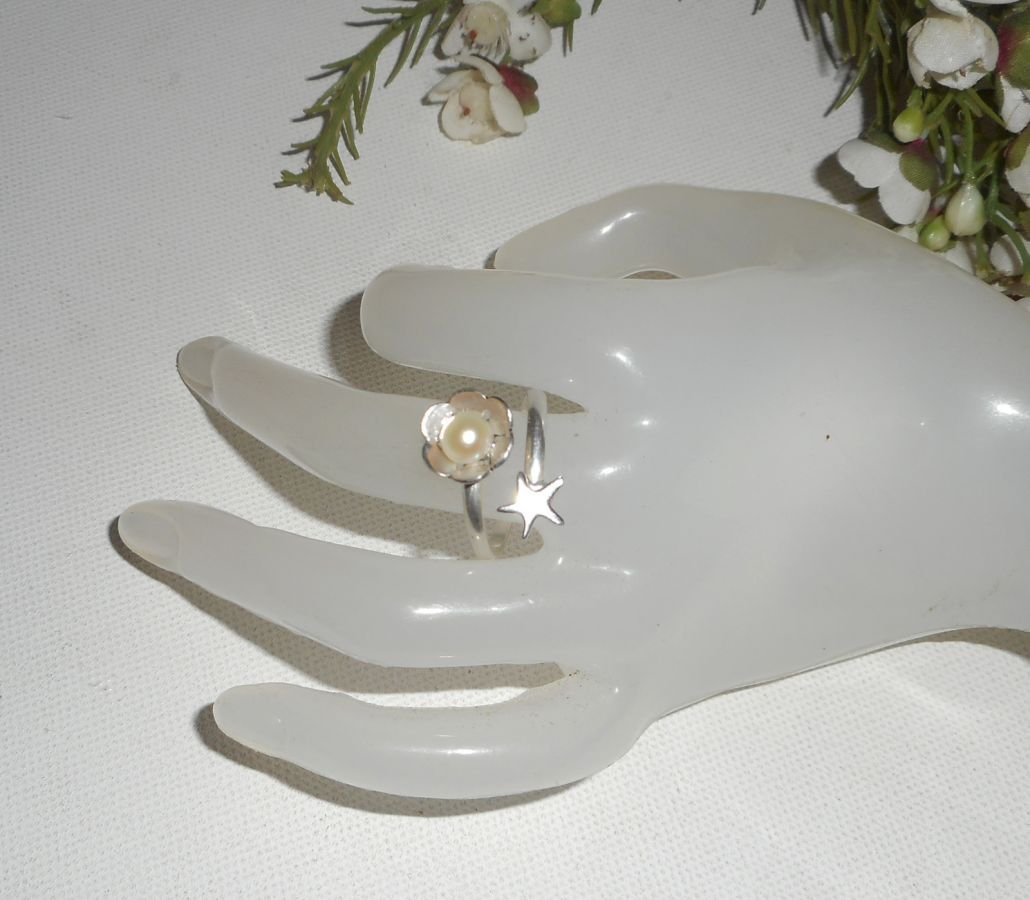 Original 925 silverring med odlad pärla och sjöstjärna