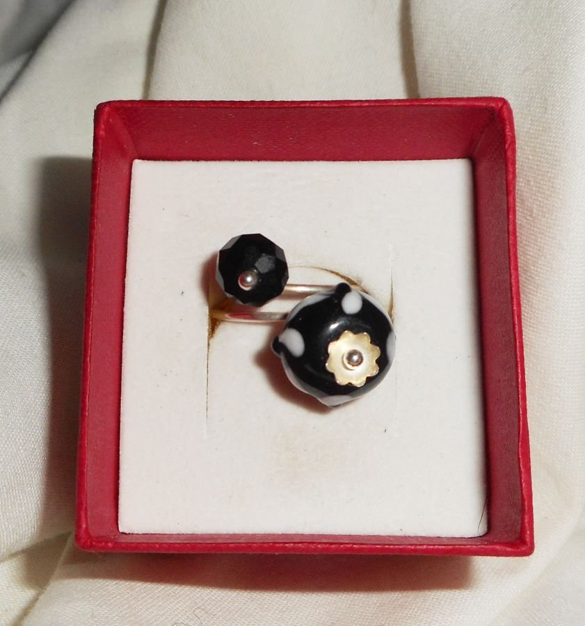 Original 925 silverring med lampwork pärla och svart kristall
