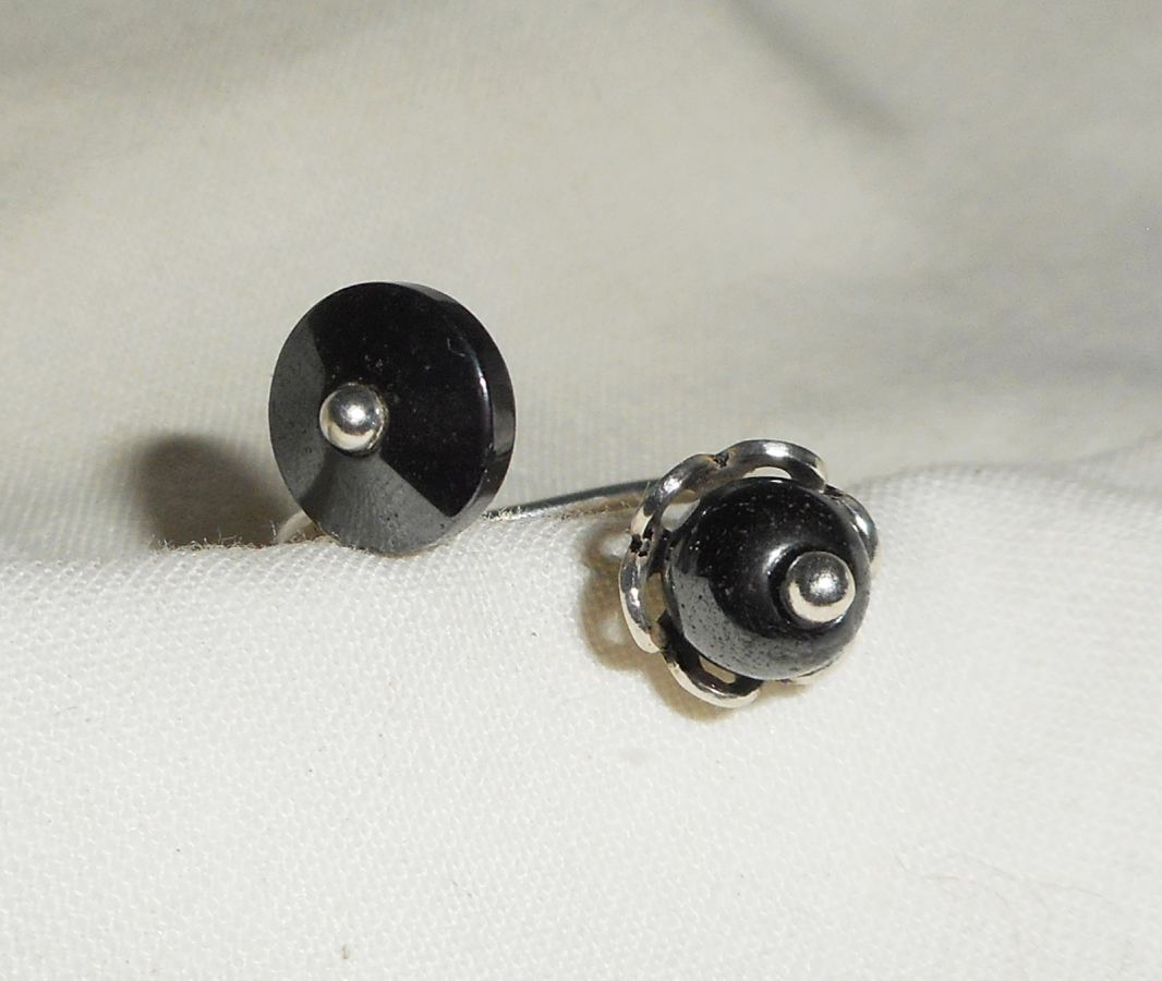 Original 925 silverring med runda och platta grå hematitstenar