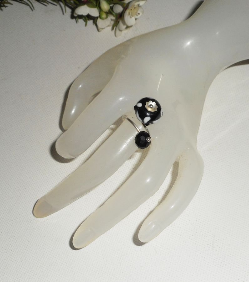 Original 925 silverring med lampwork pärla och svart kristall