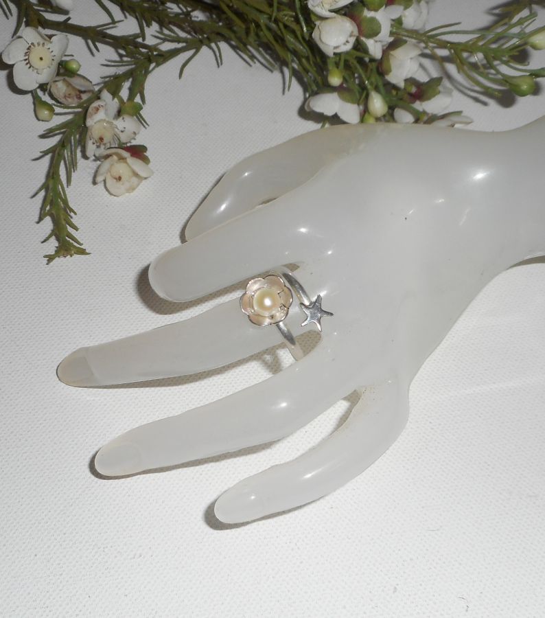 Original 925 silverring med odlad pärla och sjöstjärna