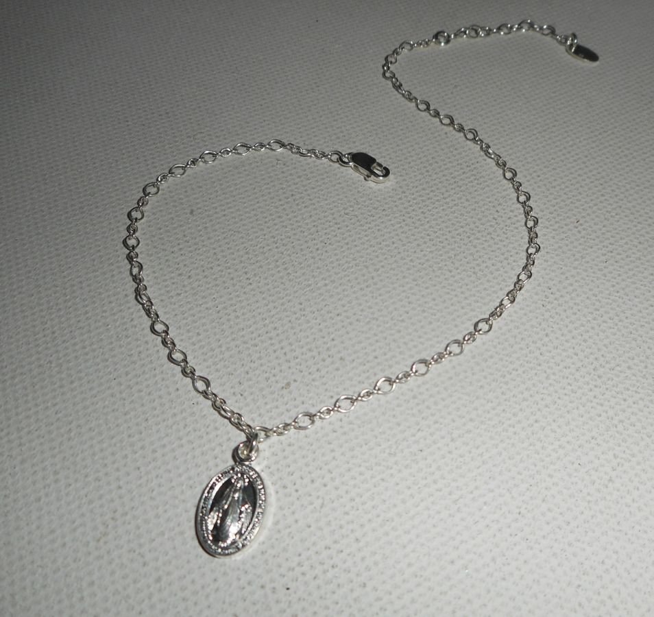 Armband/ankelkedja med jungfrumedalj på 925 silverkedja