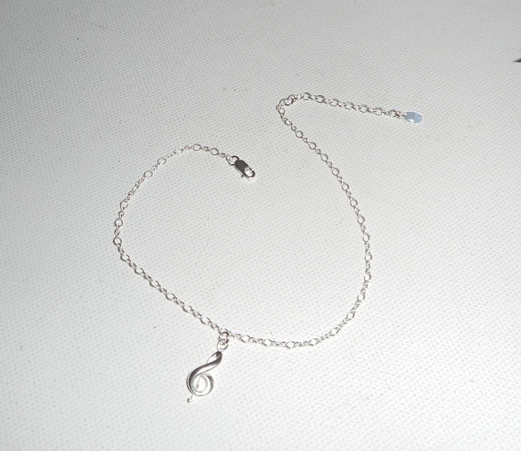 Armband/ankelkedja med musiknoter på 925 silverkedja
