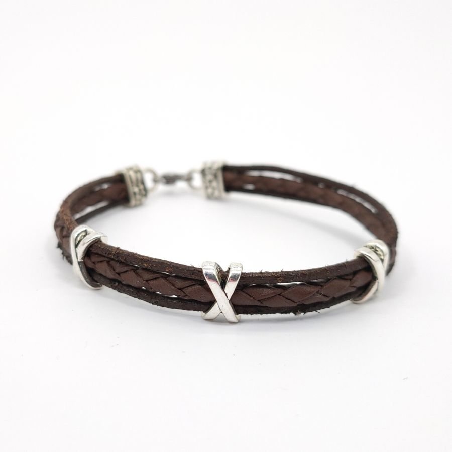 Brunt läderarmband med flera remmar för män