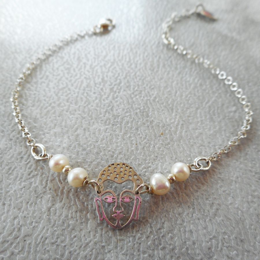 Armband med odlade pärlor och Buddha i silver 925