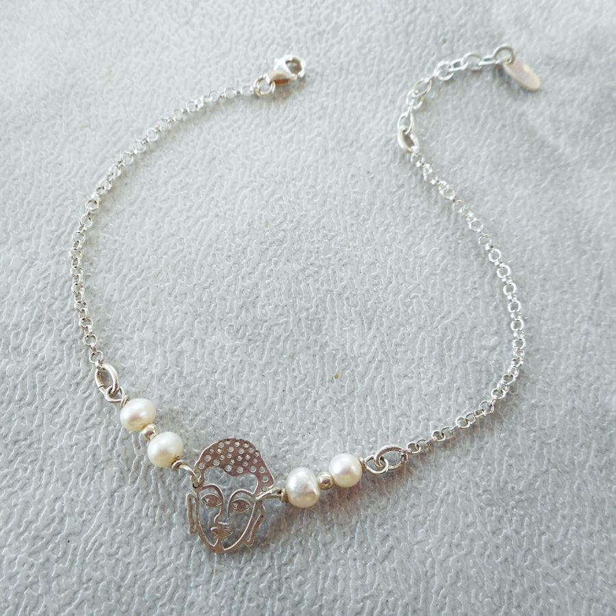 Armband med odlade pärlor och Buddha i silver 925