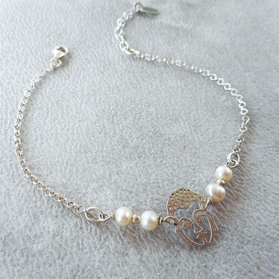 Armband med odlade pärlor och Buddha i silver 925