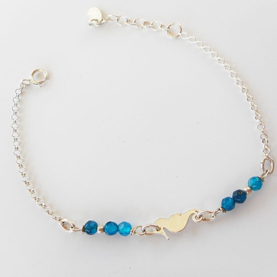 Armband med blå agatstenar och sjöhäst på 925 silverkedja