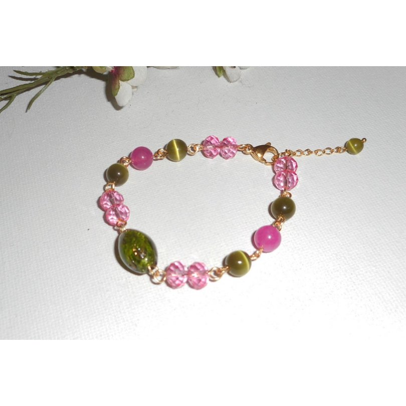 Muranoglas och armband i rosa och grön kristall på guldstålkedja