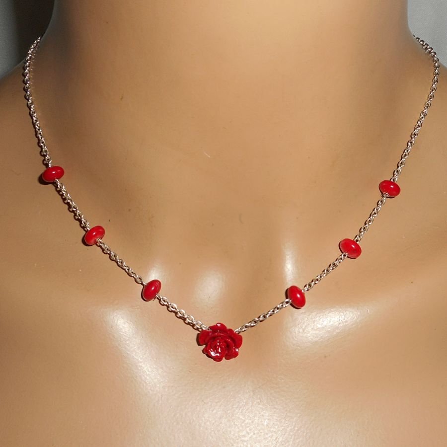 Rosa och röd gorgonian halsband i silver 925