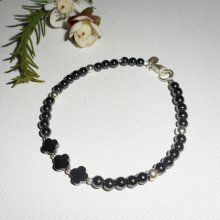 Original armband blommor och små stenar i hematit med 925 silverrör