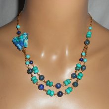  Lapis lazzuli och turkos halsband med fjäril